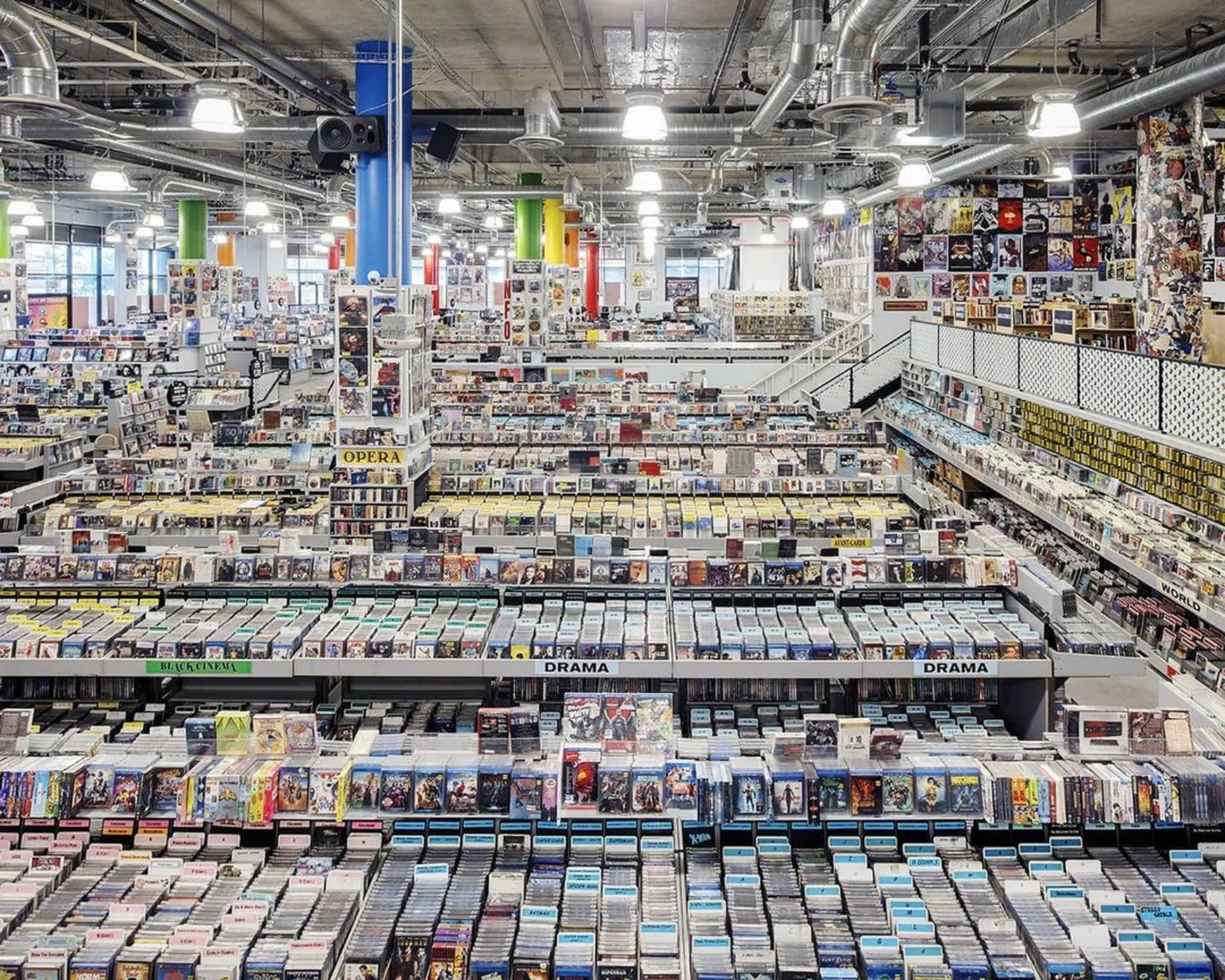 Amoeba Hollywood (new location)
