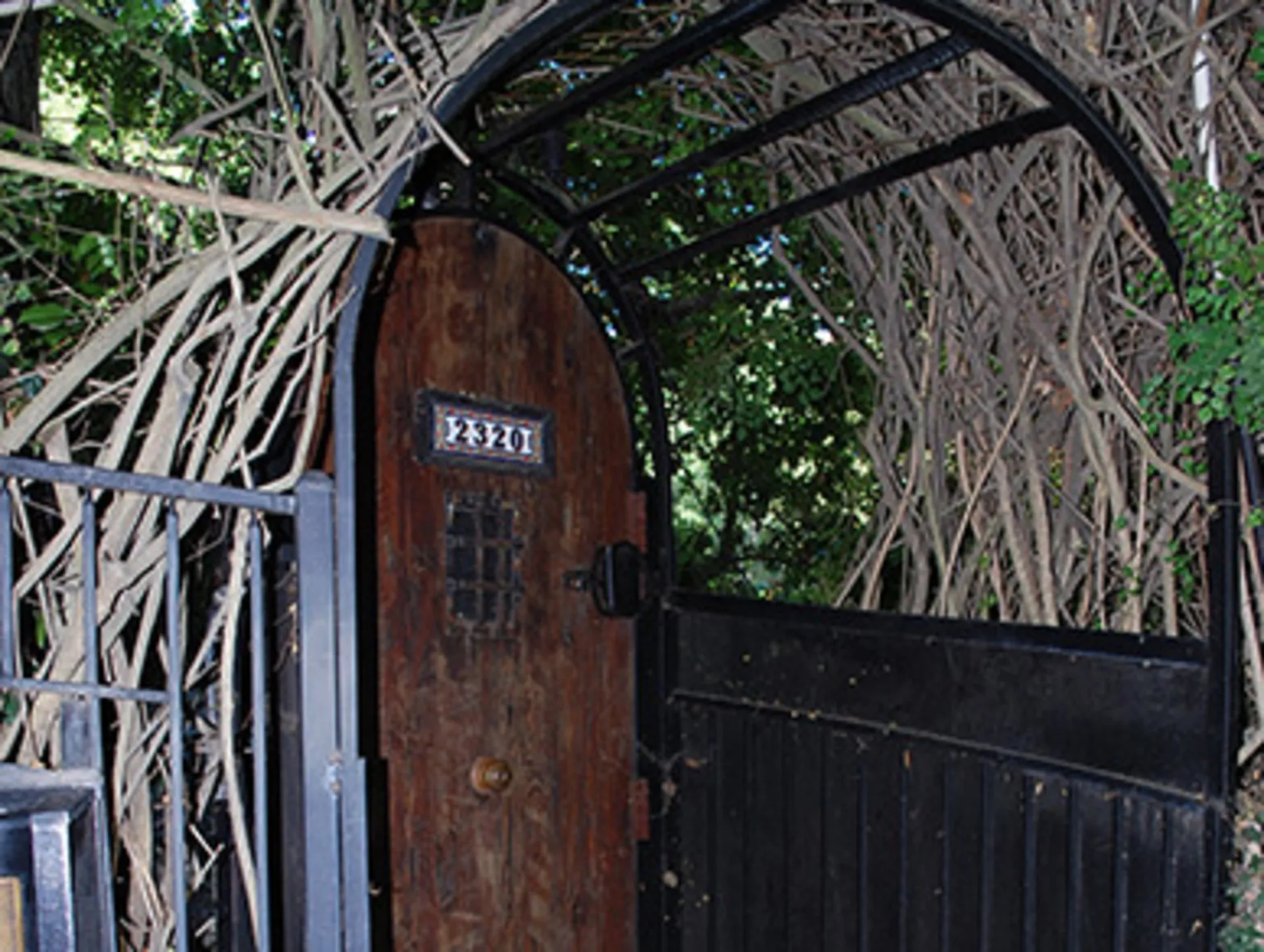 Boris Karloff's Rose Garden